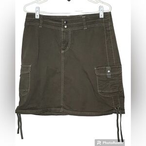 Kuhl Green Cargo Skirt Sz 8